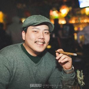 Meet your Posher, Banker